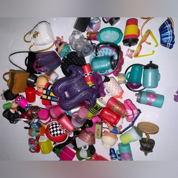 Lol dolls, pets, clothes, shoes, accessories and so much more - Picture 8 of 12